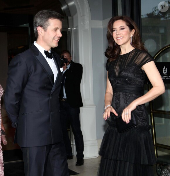 La princesse Mary et le prince Frederik de Danemark lors d'un événement pour les 260 ans de l'Hôtel d'Angleterre, à Copenhague, le 25 avril 2015