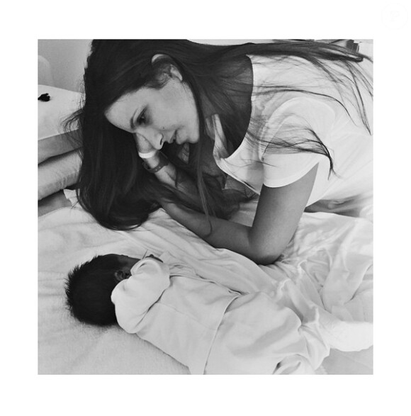 Iria, femme de Diego Lopez et maman d'une petite Bianca - avril 2015