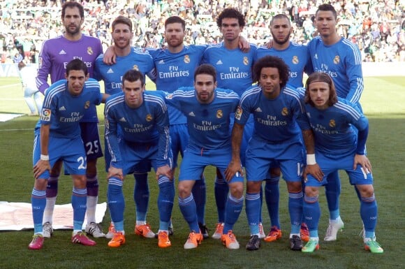 Diego Lopez, Sergio Ramos, Xabi ALonso, Pepe, Karim Benzema, Cristiano Ronaldo, Di Maria, Bale, Carbajal, Marcelo, Modric à Séville, en janvier 2014. 