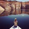 Laeticia et Johnny Hallyday ont fait un road trip à travers le grand ouest américain avec leurs filles Jade et Joy en avril 2015 - photo du Lac Powell