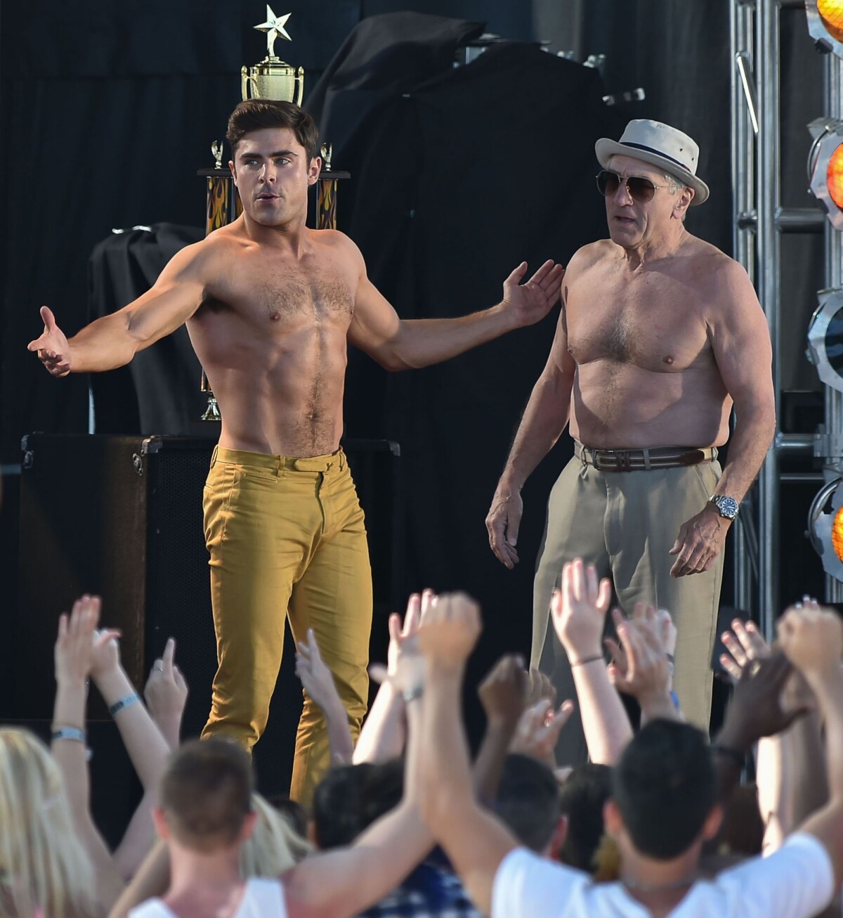 Vid O Zac Efron Et Robert De Niro Torses Nu Sur Le Tournage Du Film Dirty Grandpa Tybee