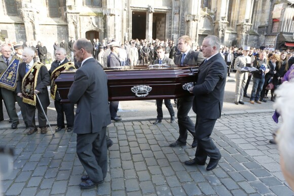 La famille d'Alexis Vastine, son père Alain, sa mère Sylvie, son frère Adriani et sa soeur Cindy - Les obsèques d'Alexis Vastine en l'église Saint Ouen à Pont-Audemer le 25 mars 2015.