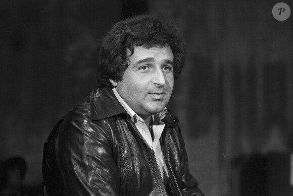 Richard Anthony sur le plateau de l'émission "Blue-Jean en juin 1978.