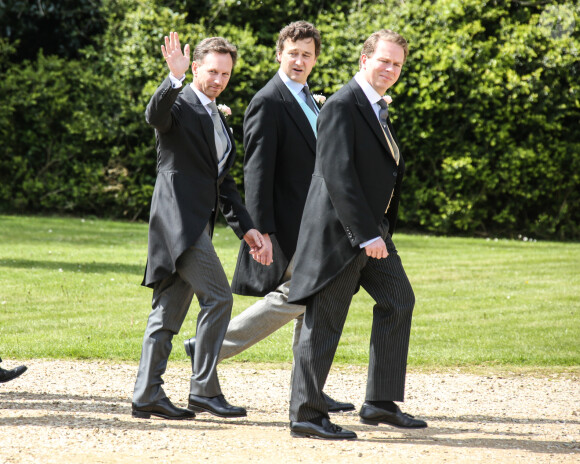 Christian Horner en compagnie de ses amis - Mariage de Geri Halliwell et Christian Horner en l'église de Woburn le 15 mai 2015 