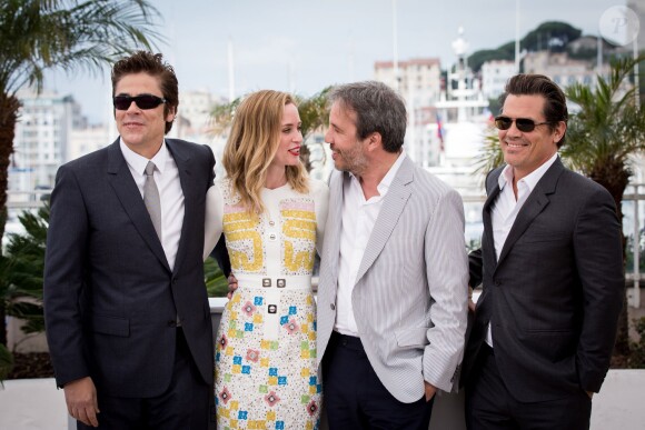 Benicio del Toro, Emily Blunt, Denis Villeneuve, Josh Brolin - Photocall du film "Sicario" lors du 68e festival international du film de Cannes le 19 mai 2015.