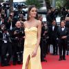 Izabel Goulart - Montée des marches du film "La Glace et le Ciel" pour la cérémonie de clôture du 68e Festival du film de Cannes le 24 mai 2015