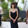 Sophie Marceau (robe Nina Ricci) - Photocall du jury du 68e Festival International du Film de Cannes. Le 13 mai 2015