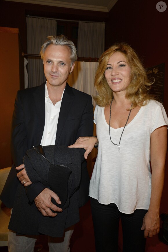 Mathilde Seigner et son compagnon Mathieu Petit - Générale de la pièce Nina au théâtre Edouard VII à Paris, le 16 septembre 2013.