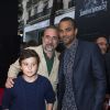 Antoine Duléry avec son fils et Tony Parker - Première du film "Jurassic World" à l'Ugc Normandie à Paris le 29 mai 2015.
