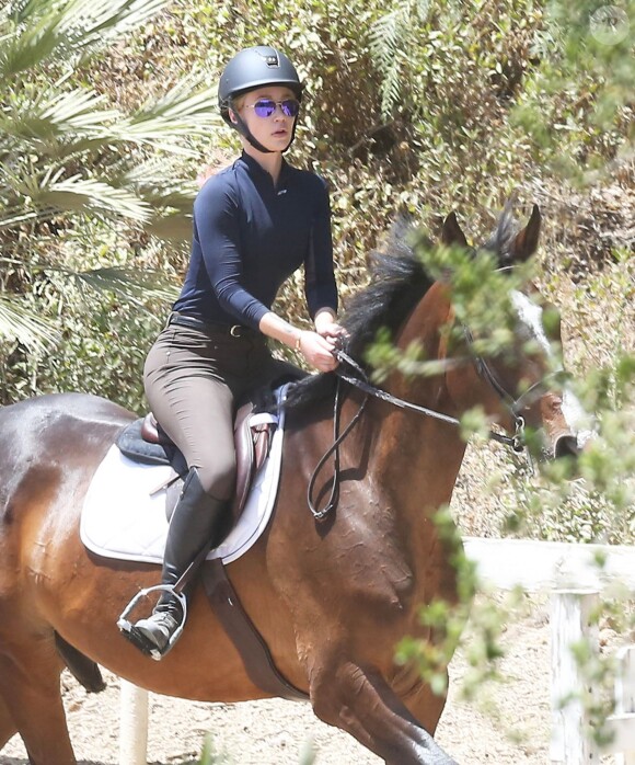 Iggy Azalea fait son entraînement d'équitation à Los Angeles. Le 11 mai 2015  