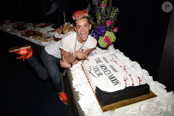 Frankie Grande accompagne sa soeur Ariana pendant son Honeymoon Tour, Canada, le 16 avril 2015
