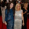 La chanteuse Lorde et Ellie Goulding - Soirée Costume Institute Gala 2015 (Met Ball) au Metropolitan Museum, célébrant l'ouverture de Chine: à travers le miroir à New York. Le 4 mai 2015 