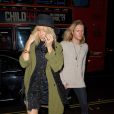  Ellie Goulding et son compagnon Dougie Poynter arrivent au restaurant Wolseley dans le quartier de Mayfair &agrave; Londres. Le 3 avril 2015  
