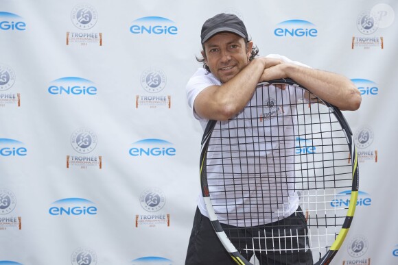 Philippe Candeloro lors de la deuxième journée du Trophée des personnalités à Roland-Garros, le mercredi 3 juin 2015.