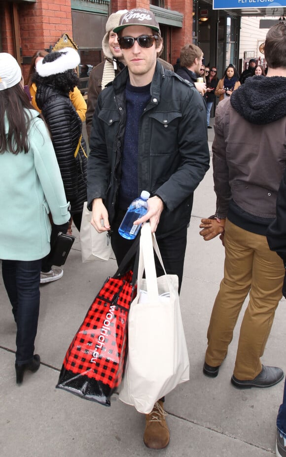 Thomas Middleditch dans les rues de Park City lors du Festival du film 2015 de Sundance dans l'Utah, le 24 janvier 2015 