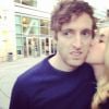 Mollie Gates et son fiancé Thomas Middleditch, sur Instagram le 28 novembre 2014
