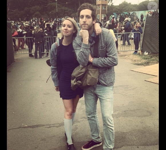 Mollie Gates et son fiancé Thomas Middleditch, sur Instagram le 13 aout 2014