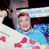 Exclusif - Jean-Marie Bigard pose au Casino Barrière de Deauville, le 6 juin 2015, avec le chèque figurant le poids de bouchons récoltés par les casinos du Groupe Barrière en faveur des actions de l'association Bouchons d'amour, dont l'humoriste est le parrain depuis 2001 et le Groupe un partenaire engagé depuis 2002. Plus de 4,171 tonnes ont été récoltées, un record !