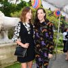 Alexa Chung et Liv Tyler assistent à la garden-party de présentation de la collection croisière 2016 de Stella McCartney au parc Elizabeth Street Garden. New York, le 8 juin 2015.