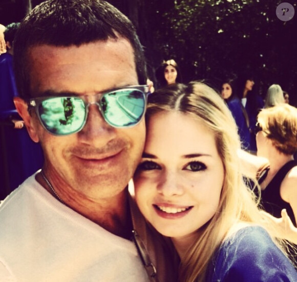Antonio Banderas et sa fille Stella. Photo postée en juin 2015.