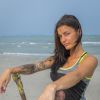 Jessica (31 ans), candidate de Koh-Lanta 2015.
Cette jeune maman fière de ses tatouages n'a qu'un but : remporter les 100 000 euros de la compétition. La raison ? Elle souhaite acheter la maison de ses rêves pour sa fille. Véritable lionne, elle sera prête à tout pour réaliser ses ambitions.