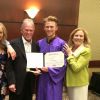Nancy Castellaw a ajouté une photo de son fils Chester alors qu'il reçoit son diplôme, sur Facebook le 12 juin 2015