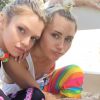 Miley Cyrus très complice avec Stella Maxwell : sa nouvelle girlfriend ?