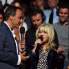 Exclusif - Nikos Aliagas et la chanteuse France Gall, dans les arènes de Nîmes à l'occasion de la spéciale Fête de la musique de l'émission La Chanson de l'année sur TF1, le samedi 20 juin 2015.
