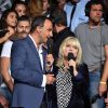 Exclusif - L'animateur Nikos Aliagas et la chanteuse France Gall, dans les arènes de Nîmes à l'occasion de la spéciale Fête de la musique de l'émission La Chanson de l'année sur TF1, le samedi 20 juin 2015.