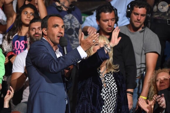 Exclusif - Nikos Aliagas et France Gall, dans les arènes de Nîmes à l'occasion de la spéciale Fête de la musique de l'émission La Chanson de l'année sur TF1, le samedi 20 juin 2015.