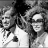 Jean-Paul Belmondo et Laura Antonelli au Festival de Cannes, mai 1974.