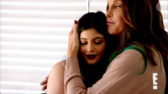 Caitlyn Jenner et sa fille Kylie Jenner dans son docu-série "I am Cait" à partir du 26 juillet sur la chaîne américaine E!.