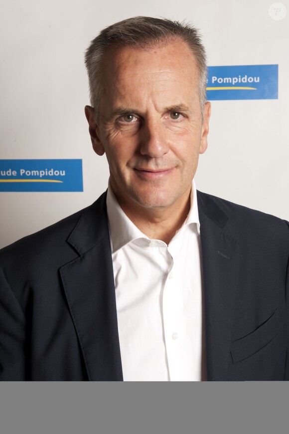 Bernard de La Villardière - Présentation des nouveaux ambassadeurs et ambassadrices people de la fondation Claude Pompidou. Juin 2015.