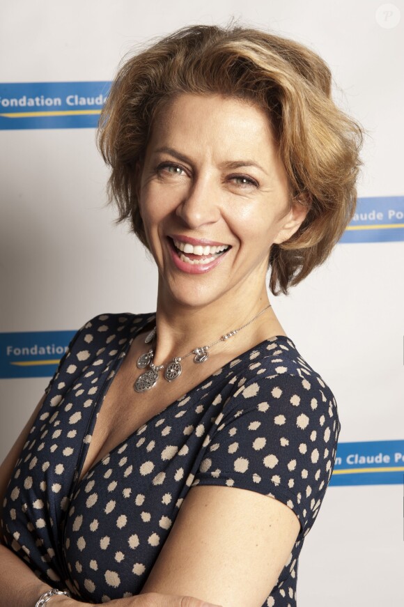 Corinne Touzet - Présentation des nouveaux ambassadeurs et ambassadrices people de la fondation Claude Pompidou. Juin 2015.