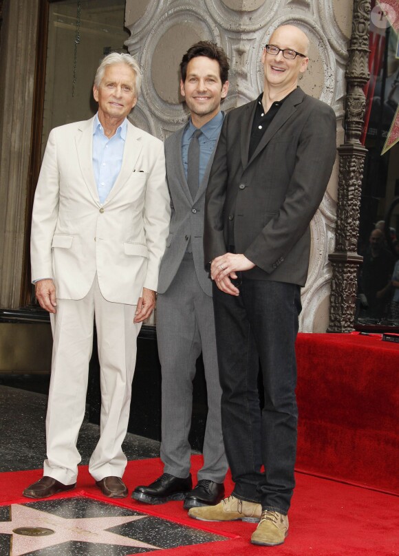 Paul Rudd, Peyton Reed, Michael Douglas - Paul Rudd recevant son étoile sur le Walk of Fame à Hollywood, le 1er juillet 2015