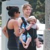 Exclusif - Kristen Bell se promène avec sa fille Delta au parc Griffith à Los Feliz. le 2 juillet 2015 