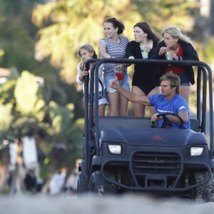 Laird Hamilton et guests - Exclusif - Les célébrités ont fêté le 4 juillet (Le Jour de l'Indépendance des Etats-Unis) chez Chris Chelio dans sa maison à Malibu, le 4 juillet 2015
