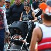 Kim Kardashian enceinte et sa fille North assistent à l'anniversaire de Penelope Disick (3 ans) au parc d'attractions Disneyland. Anaheim, le 8 juillet 2015.