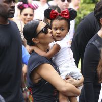 Kim Kardashian et North : Duo complice et câlin pour une journée à Disney
