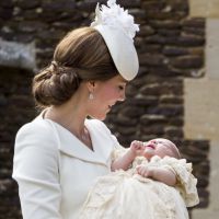 Kate Middleton et William: 4 photos "spéciales" du baptême de Charlotte révélées