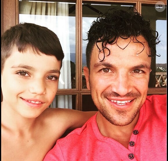 Peter Andre et son fils - Photo postée sur Instagram / juin 2015
