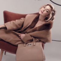 Gigi Hadid : Égérie smart et sexy pour Max Mara