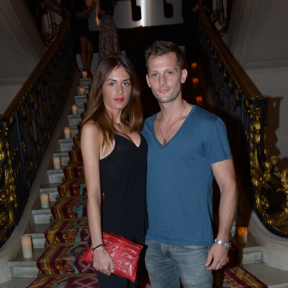 Nicolas Duvauchelle et sa compagne Laura Isaaz à Paris, le 3 septembre 2013.
