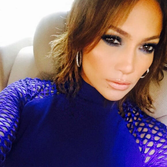 Jennifer Lopez : La bombe dévoile sa nouvelle folie capillaire, un carré !