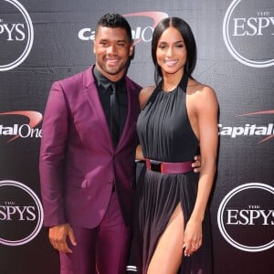 Russell Wilson et Ciara assistent aux ESPY Awards 2015 au Microsoft Theatre. Los Angeles, le 15 juillet 2015.