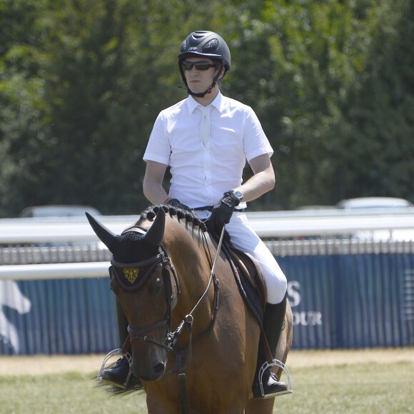 Guillaume Canet au Jumping International de Chantilly dans le cadre du Longines Global Champions Tour, le 17 juillet 2015