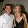 Stephanie March et son mari le chef Bobby Flay au lancement de la ligne Nike's Presto  à la Totem Gallery Le 7 aout 2003