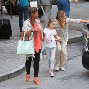 Jennifer Garner est sur le tournage du film "Miracles from Heaven" avec Hannah Alligood à Atlanta, le 20 juillet 2015.