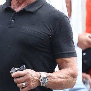 Sylvester Stallone, sa femme Jennifer Flavin et leurs filles Sophia, Sistine et Scarlet sont allés déjeuner dans un restaurant japonais avec des amis, puis se sont rendus chez Rolex, à Monaco le 18 juillet 2015.