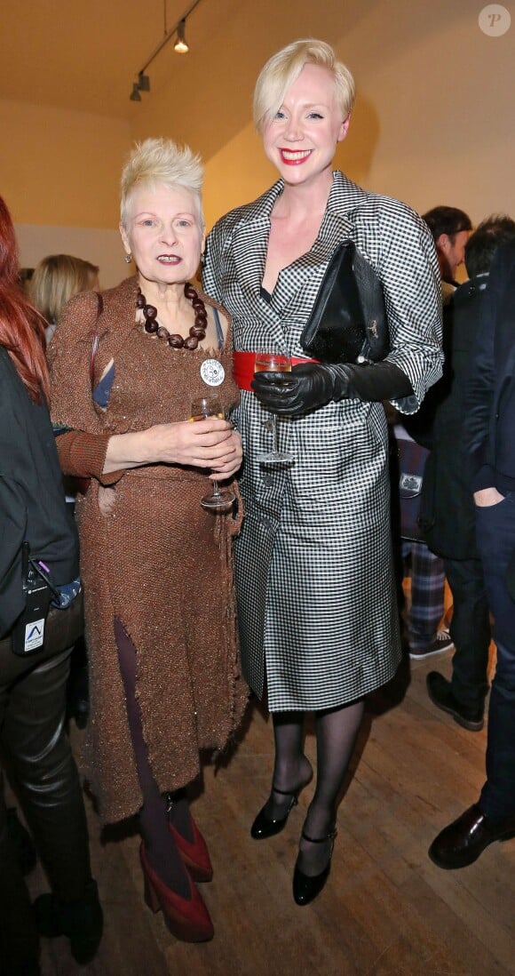 Vivienne Westwood et Gwendoline Christie après le défilé de la créatrice à Londres, le 22 février 2015.